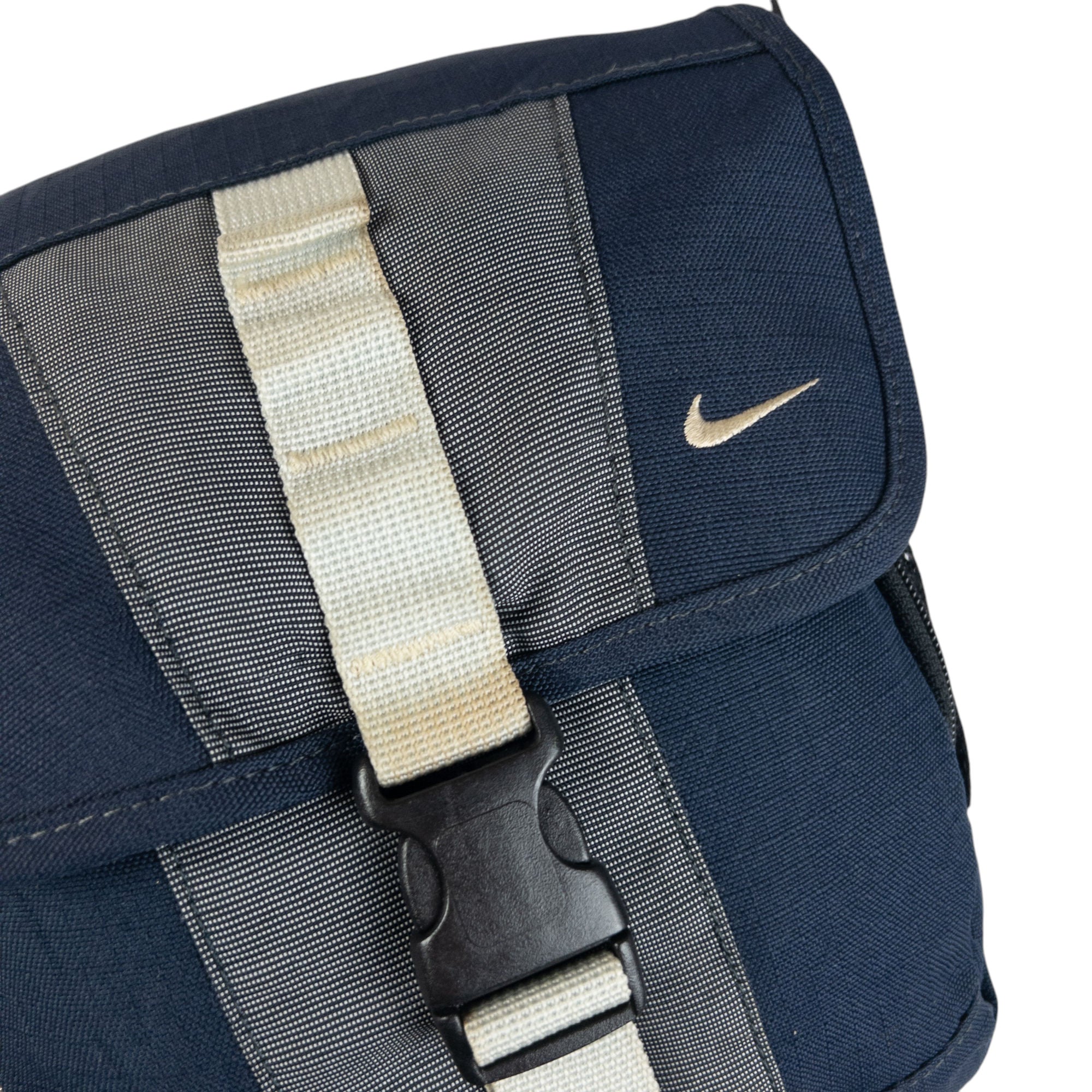 Vintage Nike Crossbody Bag