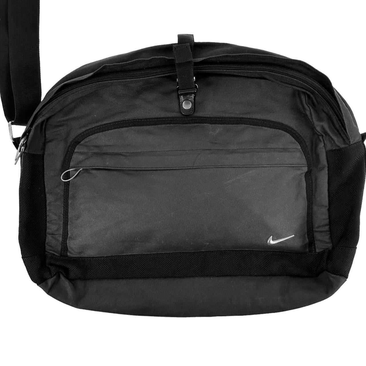 Vintage Nike Cross Body Bag