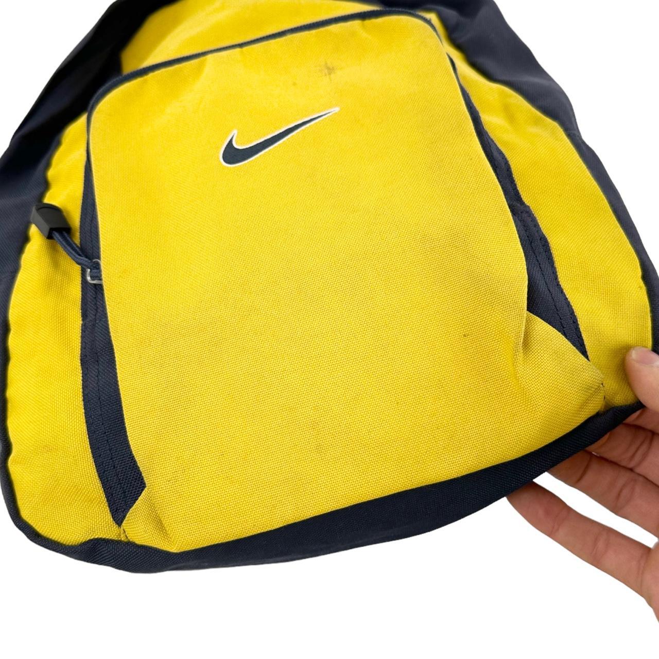 Vintage Nike Sling Bag